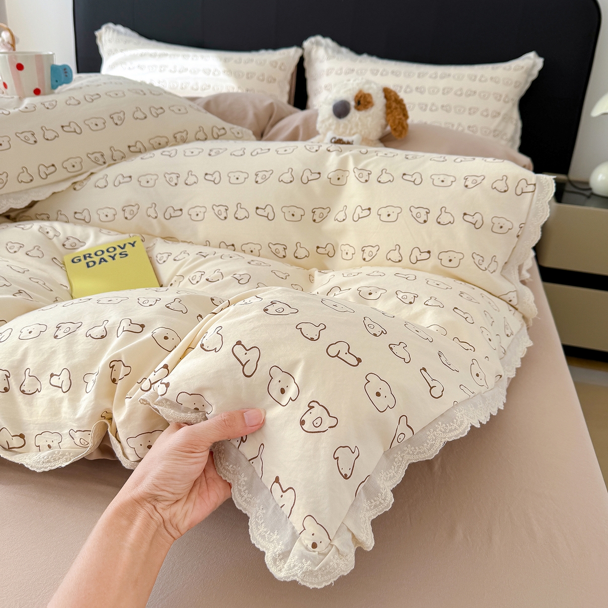 91家纺网 家纺一手货源 找家纺 竹合 2026新款田园韩版花边款小碎花古法水洗仿棉A类云感棉四件套 萌宠