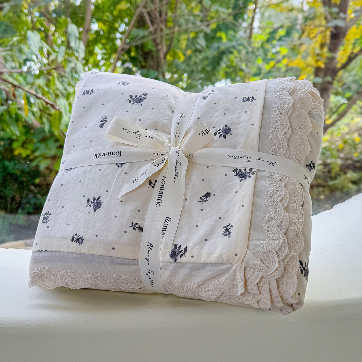 91家纺网 家纺一手货源 找家纺 竹合 2026新款田园韩版花边款小碎花古法水洗仿棉A类云感棉四件套 暖暖