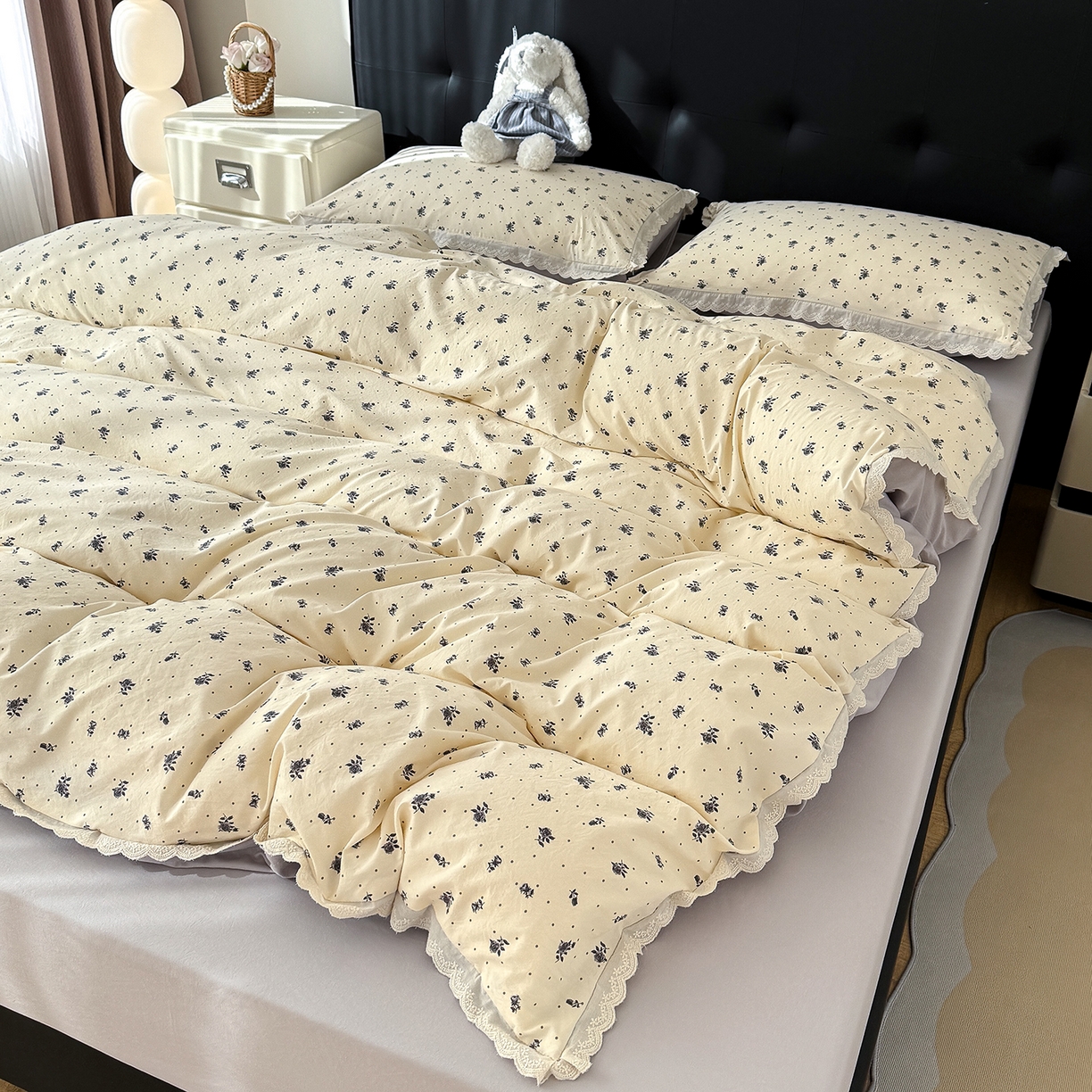 91家纺网 家纺一手货源 找家纺 竹合 2026新款田园韩版花边款小碎花古法水洗仿棉A类云感棉四件套 暖暖