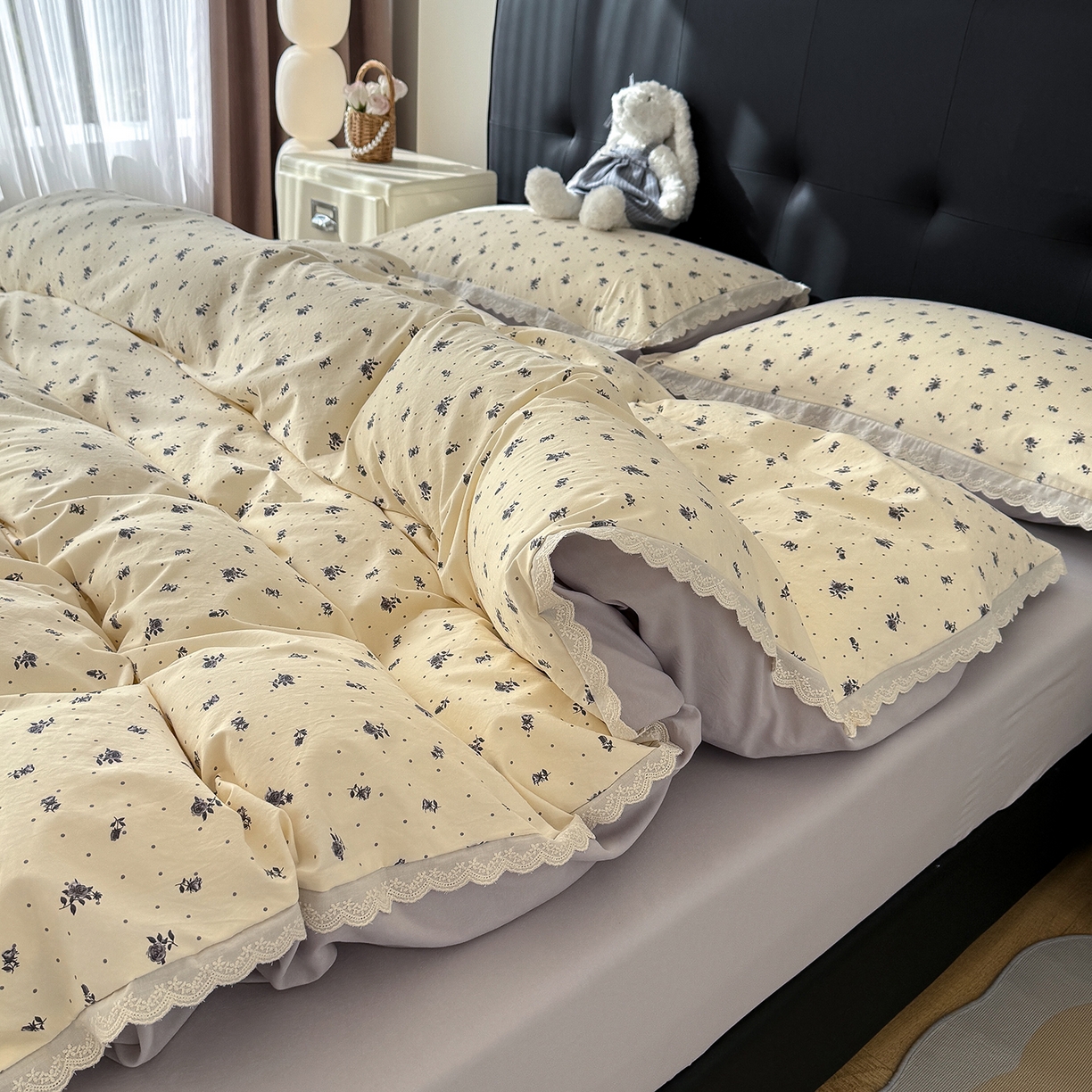 91家纺网 家纺一手货源 找家纺 竹合 2026新款田园韩版花边款小碎花古法水洗仿棉A类云感棉四件套 暖暖