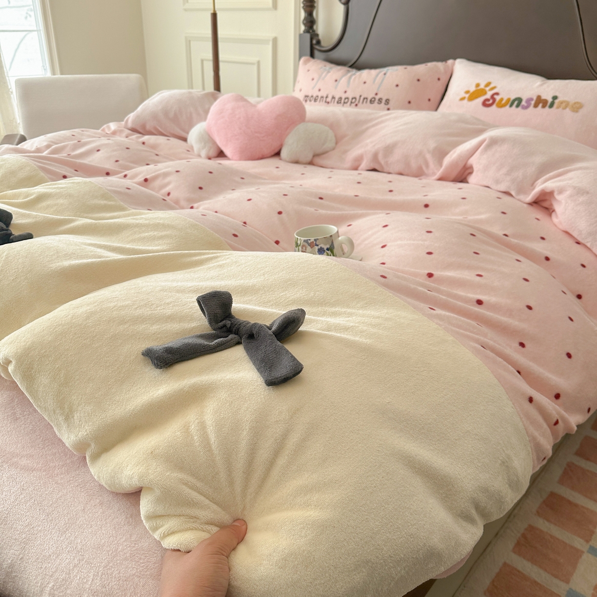 91家纺网 家纺一手货源 找家纺 （总）子钦家纺 2025秋冬新款加厚牛奶绒复古公主风毛巾绣床单床笠四件套