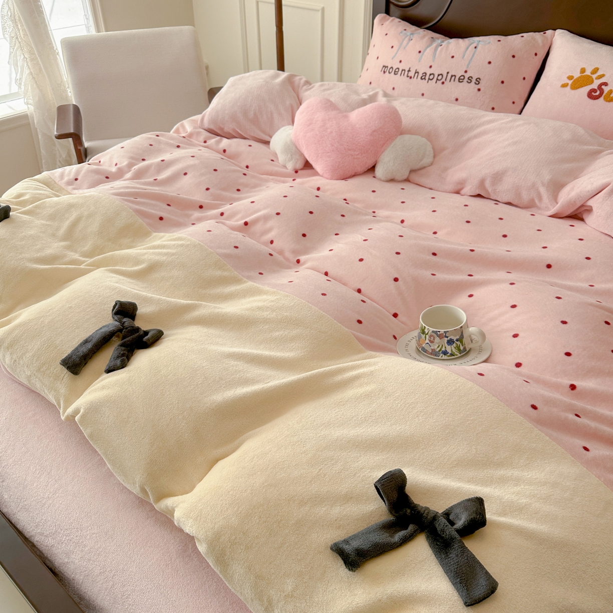 91家纺网 家纺一手货源 找家纺 （总）子钦家纺 2025秋冬新款加厚牛奶绒复古公主风毛巾绣床单床笠四件套