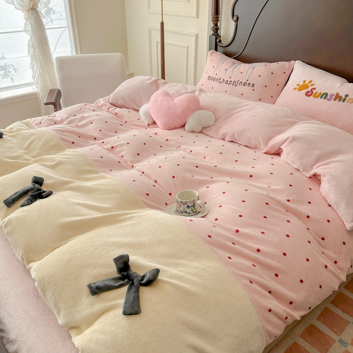 91家纺网 家纺一手货源 找家纺 （总）子钦家纺 2025秋冬新款加厚牛奶绒复古公主风毛巾绣床单床笠四件套