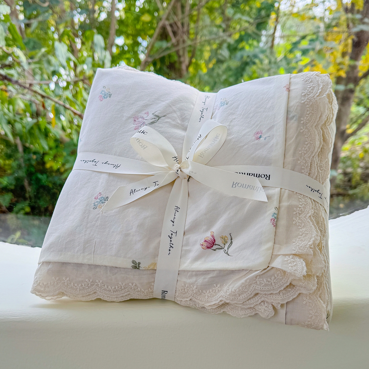 91家纺网 家纺一手货源 找家纺 竹合 2026新款田园韩版花边款小碎花古法水洗仿棉A类云感棉四件套 花漫漫