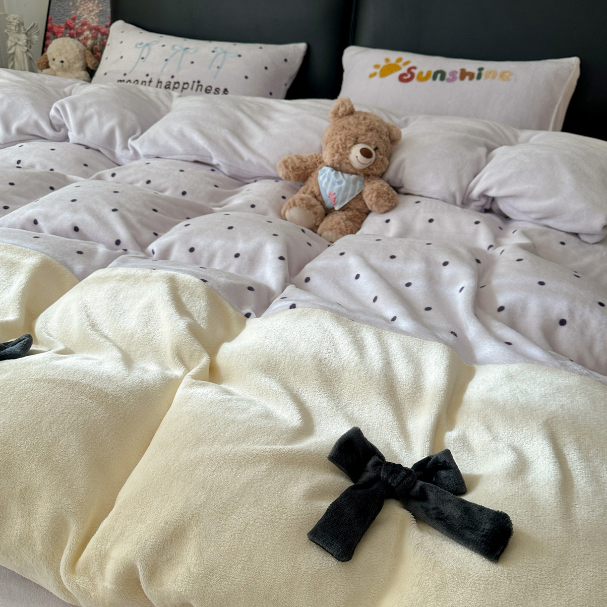 91家纺网 家纺一手货源 找家纺 子钦家纺 2025秋冬新款加厚牛奶绒蝴蝶结公主风毛巾绣床单床笠四件套 牛奶绒公主风-紫波点