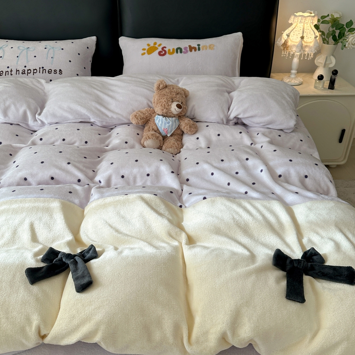 91家纺网 家纺一手货源 找家纺 （总）子钦家纺 2025秋冬新款加厚牛奶绒蝴蝶结公主风毛巾绣床单床笠四件套