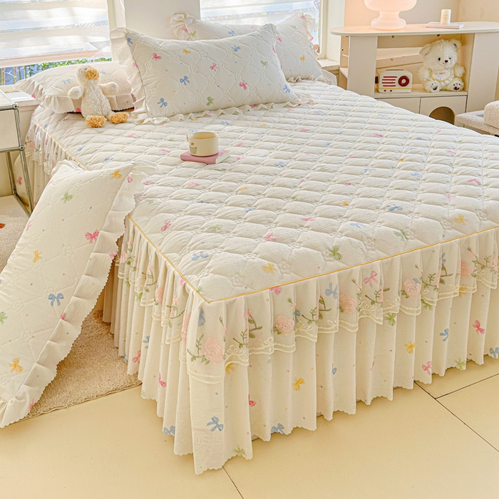 91家纺网 家纺一手货源 找家纺 雨田家纺 2025新款夹棉蕾丝床裙四件套 蝴蝶结