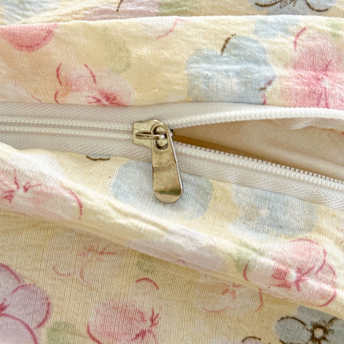 91家纺网 家纺一手货源 找家纺 雨田家纺 2025新款夹棉蕾丝床裙四件套 蝴蝶-粉