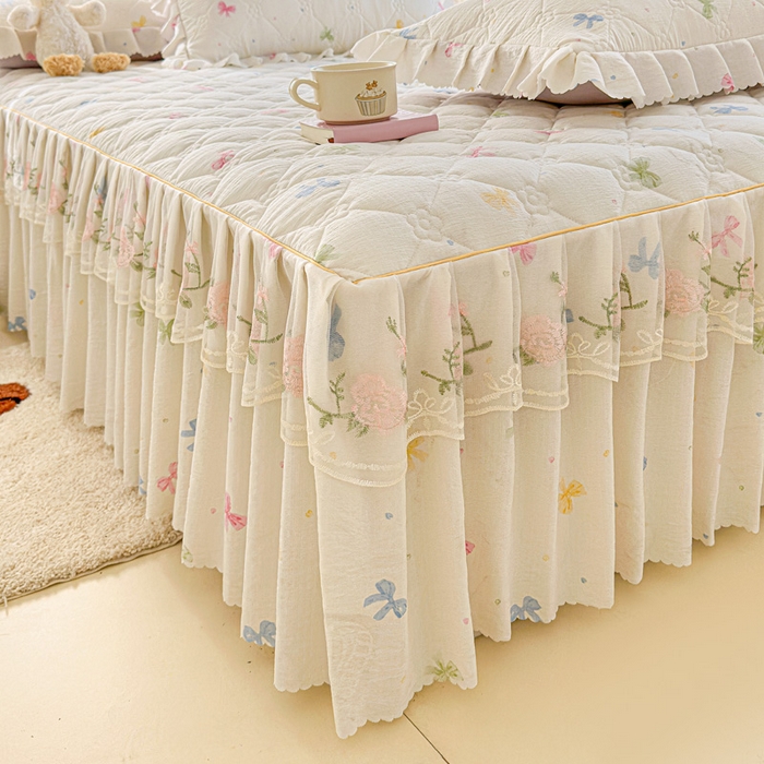 91家纺网 家纺一手货源 找家纺 雨田家纺 2025新款夹棉蕾丝床裙四件套 蝴蝶结