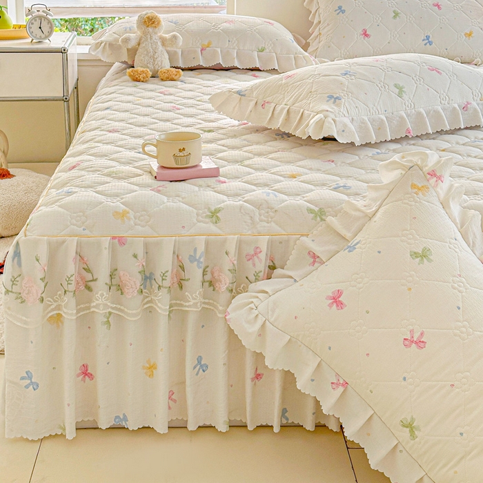 91家纺网 家纺一手货源 找家纺 雨田家纺 2025新款夹棉蕾丝床裙四件套 蝴蝶结