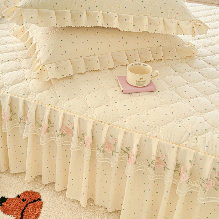 91家纺网 家纺一手货源 找家纺 雨田家纺 2025新款夹棉蕾丝床裙四件套 彩色圆点