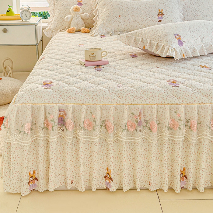 91家纺网 家纺一手货源 找家纺 雨田家纺 2025新款夹棉蕾丝床裙四件套 可爱女孩