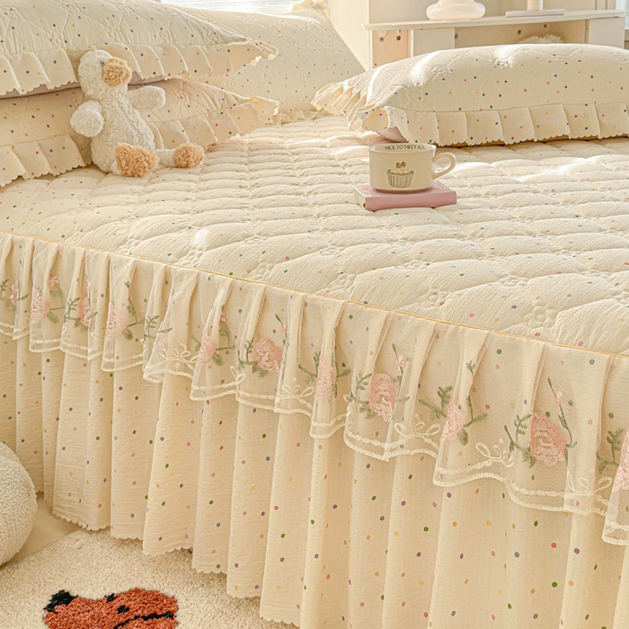 91家纺网 家纺一手货源 找家纺 雨田家纺 2025新款夹棉蕾丝床裙四件套 彩色圆点