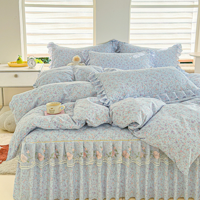 91家纺网 家纺一手货源 找家纺 雨田家纺 2025新款夹棉蕾丝床裙四件套 淡紫树叶