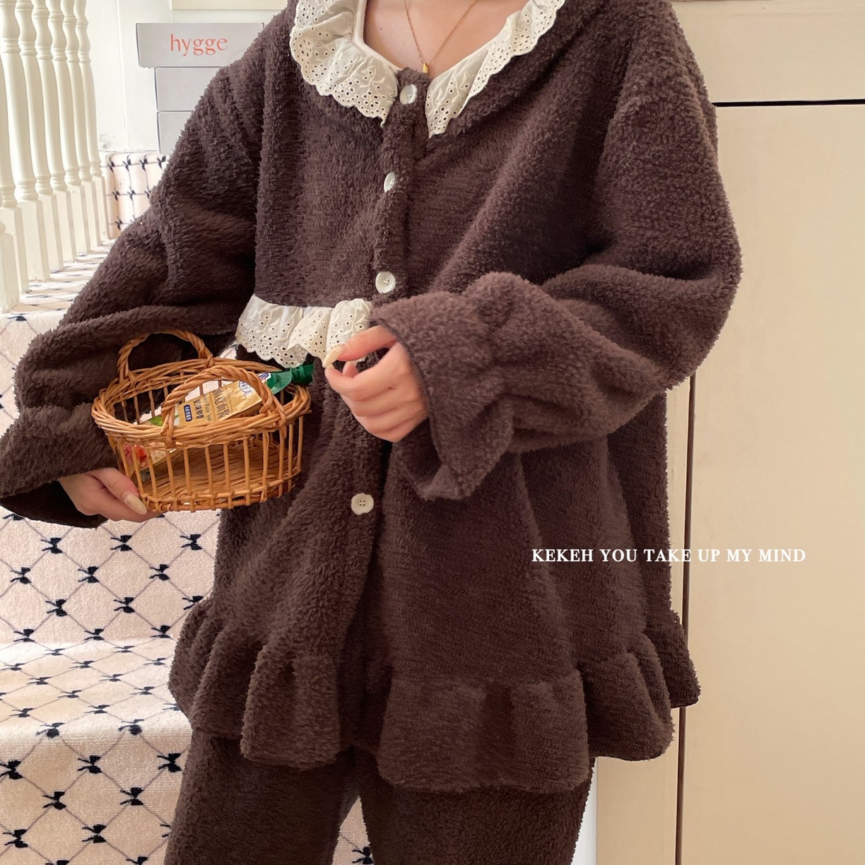 91家纺网 家纺一手货源 找家纺 （总）妍景家居生活馆 2025新款软绵绵-木耳边费尔岛开衫款