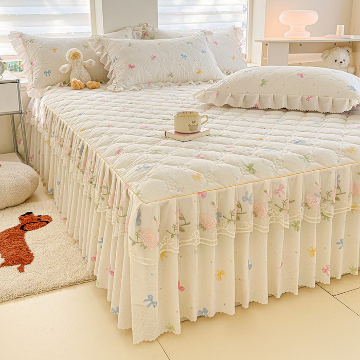 91家纺网 家纺一手货源 找家纺 雨田家纺 2025新款夹棉蕾丝单床裙床裙单件 蝴蝶结