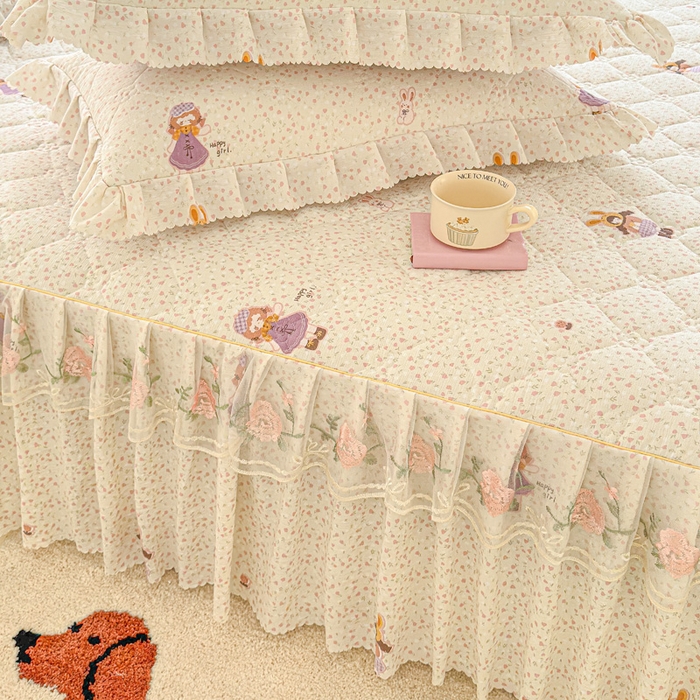 91家纺网 家纺一手货源 找家纺 雨田家纺 2025新款夹棉蕾丝单床裙床裙单件 可爱女孩