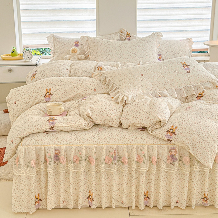 91家纺网 家纺一手货源 找家纺 雨田家纺 2025新款夹棉蕾丝单床裙床裙单件 可爱女孩