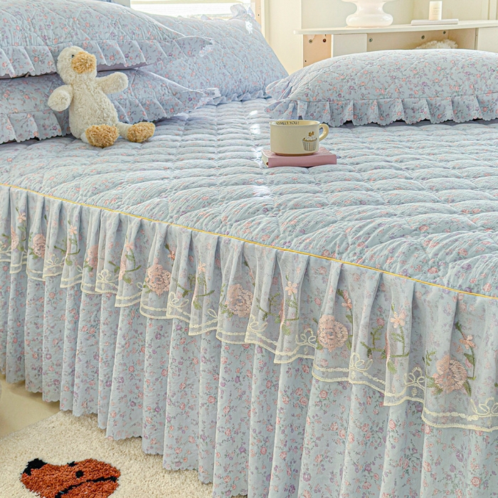 91家纺网 家纺一手货源 找家纺 雨田家纺 2025新款夹棉蕾丝单床裙床裙单件 淡紫树叶