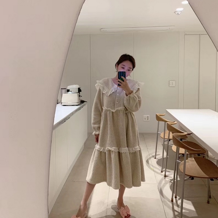 91家纺网 家纺一手货源 找家纺 （总）妍景家居生活馆 2025新款羊羔绒大翻领睡裙