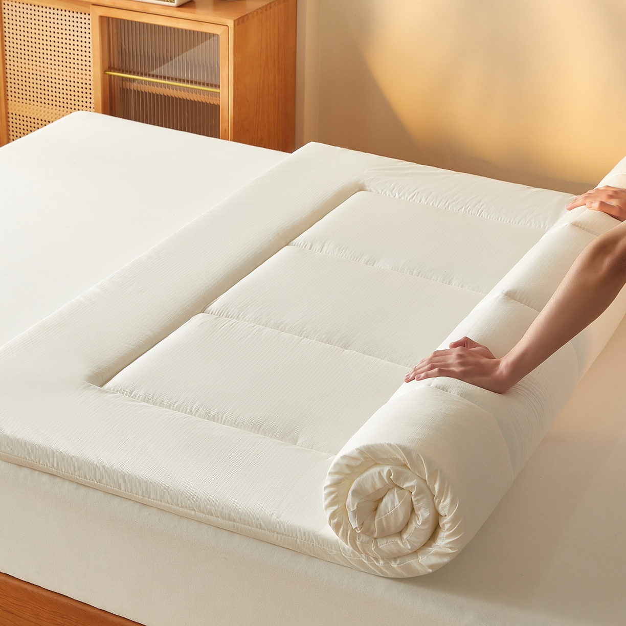 91家纺网 家纺一手货源 找家纺 芊梵床垫 2025新款高克重新疆棉花床垫床褥子 白色