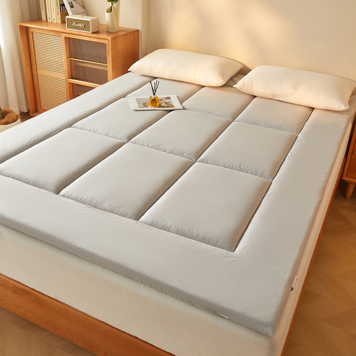 91家纺网 家纺一手货源 找家纺 芊梵床垫 2025新款高克重新疆棉花床垫床褥子 灰色