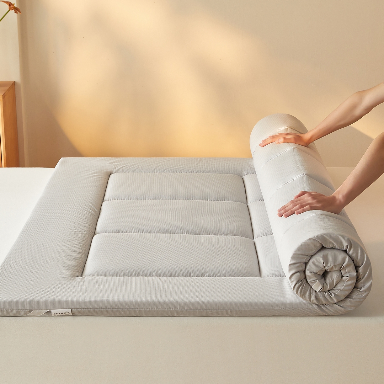 91家纺网 家纺一手货源 找家纺 芊梵床垫 2025新款高克重新疆棉花床垫床褥子 灰色