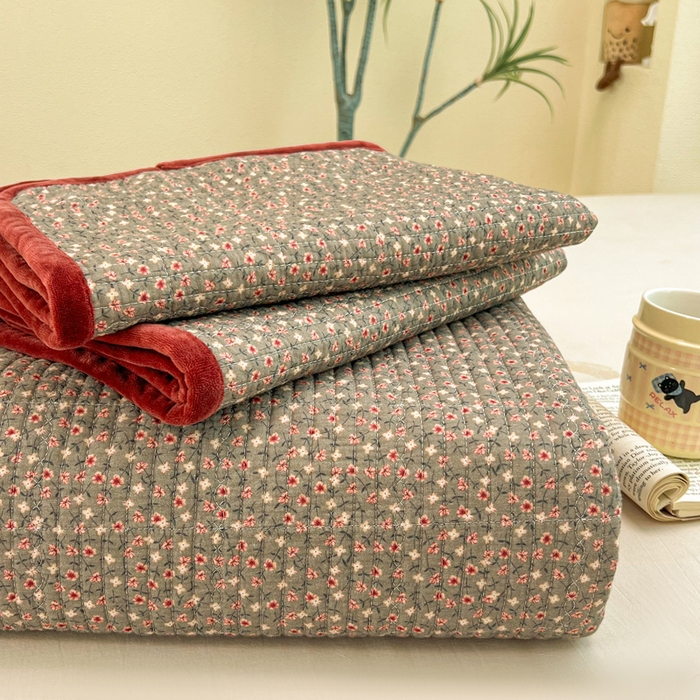 91家纺网 家纺一手货源 找家纺 （总）床盖工厂店 2025新款全棉纯棉纱布加宝宝绒填充棉花床盖三件套