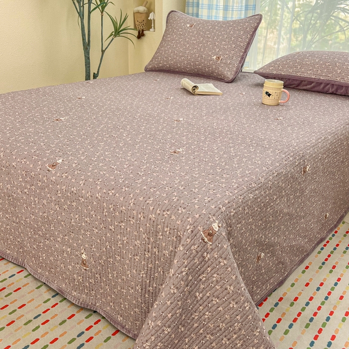 91家纺网 家纺一手货源 找家纺 床盖工厂店 2025新款全棉纯棉纱布加宝宝绒填充棉花床盖三件套 蔷薇小兔-芋