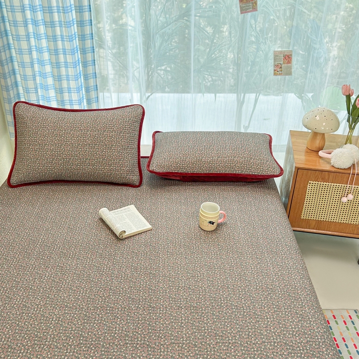 91家纺网 家纺一手货源 找家纺 床盖工厂店 2025新款全棉纯棉纱布加宝宝绒填充棉花床盖三件套 小雏菊-深绿