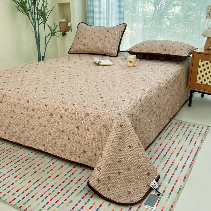 91家纺网 家纺一手货源 找家纺 床盖工厂店 2025新款全棉纯棉纱布加宝宝绒填充棉花床盖三件套 星月童话-棕