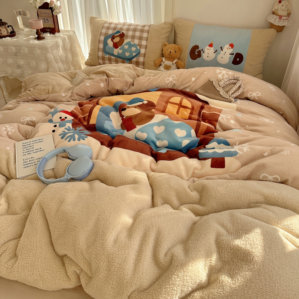 91家纺网 家纺一手货源 找家纺 Sweet dreams甜梦 2025秋冬数码大版牛奶绒泰迪绒拼接四件套 圣诞小狗