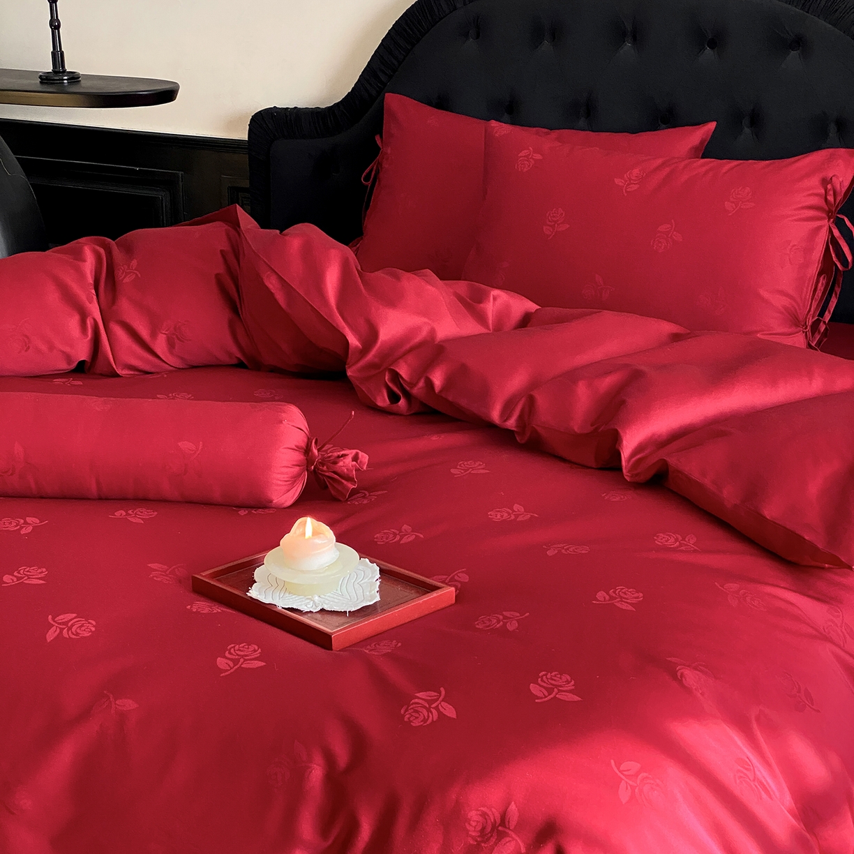 91家纺网 家纺一手货源 找家纺 （总）极简 2025新款秋冬款100S长绒棉精美提花系列四件套-玫瑰花影