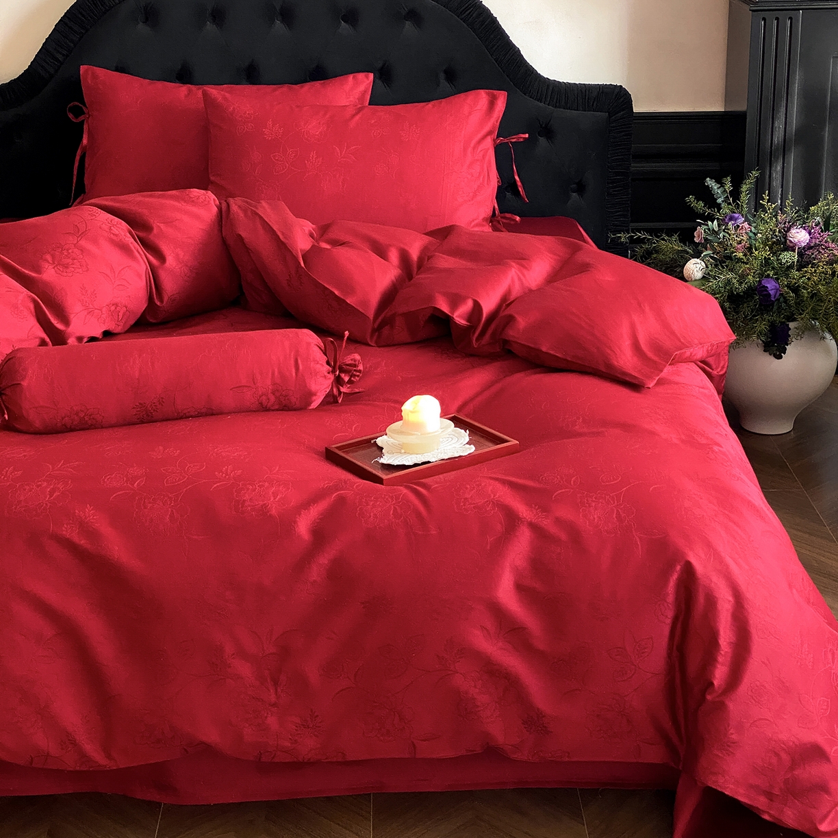 91家纺网 家纺一手货源 找家纺 （总）极简 2025新款秋冬款100S长绒棉精美提花系列四件套-红薇绣梦