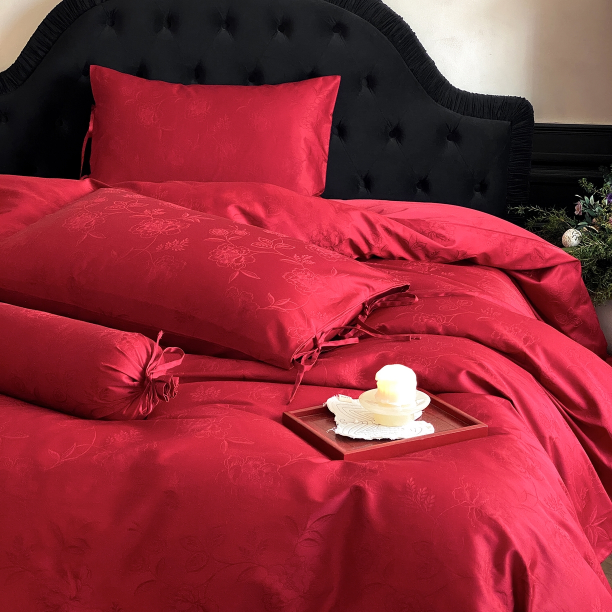 91家纺网 家纺一手货源 找家纺 （总）极简 2025新款秋冬款100S长绒棉精美提花系列四件套-红薇绣梦
