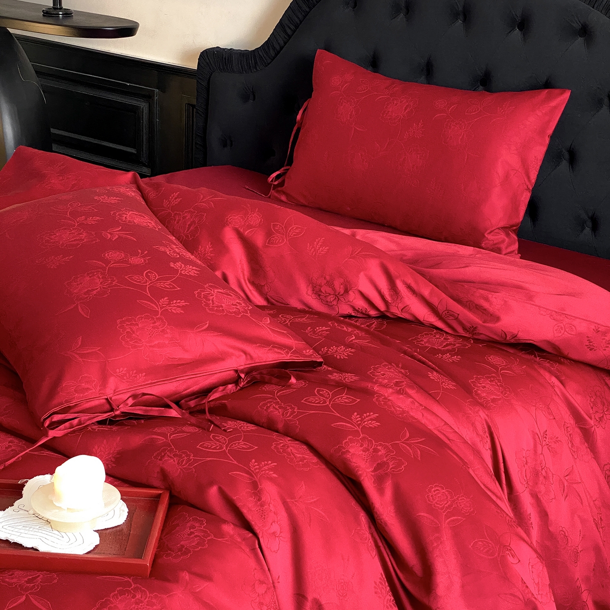 91家纺网 家纺一手货源 找家纺 （总）极简 2025新款秋冬款100S长绒棉精美提花系列四件套-红薇绣梦