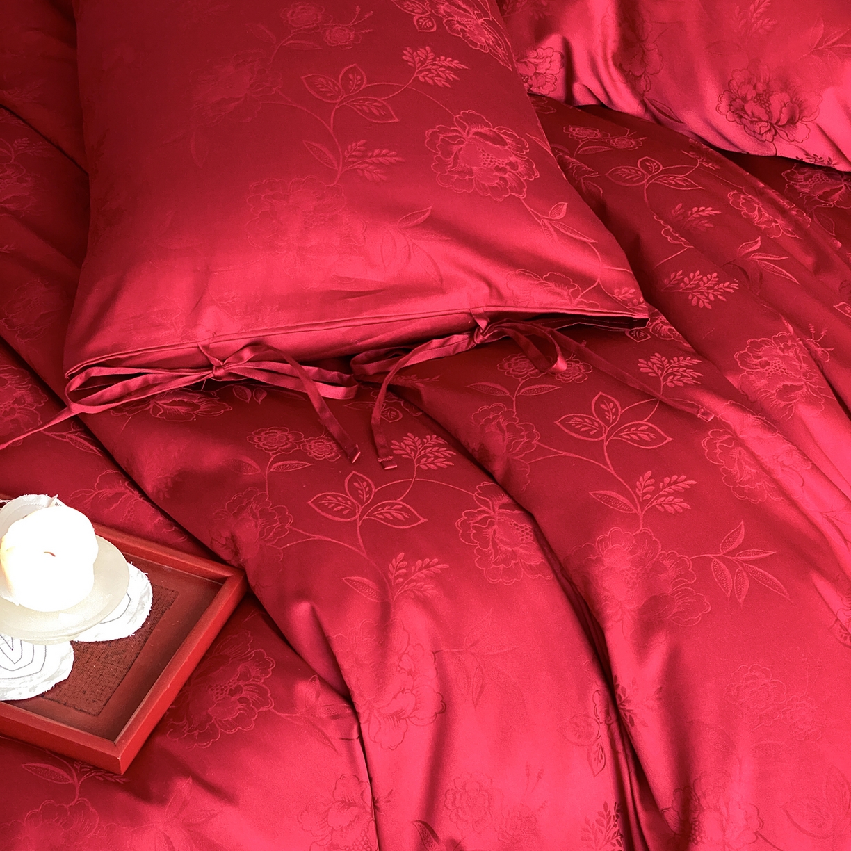91家纺网 家纺一手货源 找家纺 （总）极简 2025新款秋冬款100S长绒棉精美提花系列四件套-红薇绣梦