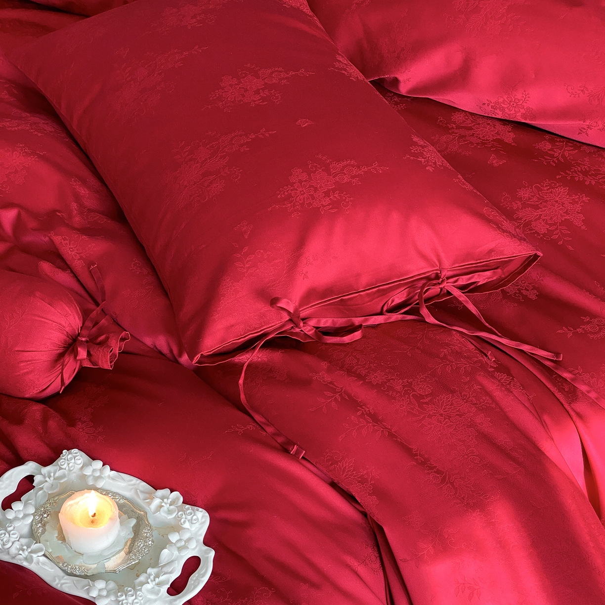 91家纺网 家纺一手货源 找家纺 （总）极简 2025新款秋冬款100S长绒棉精美提花系列四件套-蝶恋花语