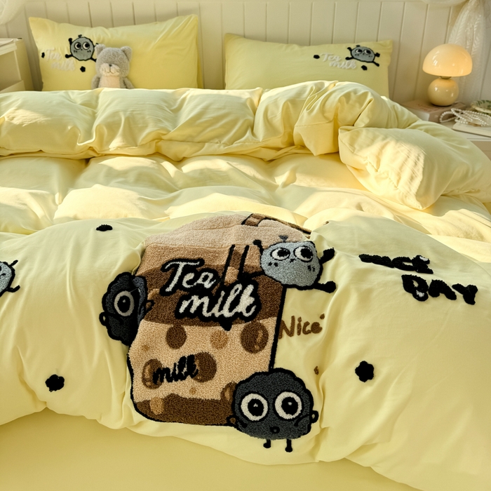 91家纺网 家纺一手货源 找家纺 爱彼家纺 2025新款热门毛巾绣水洗棉四件套大版卡通奶茶套件-四季通用 奶茶-香橙冻冻