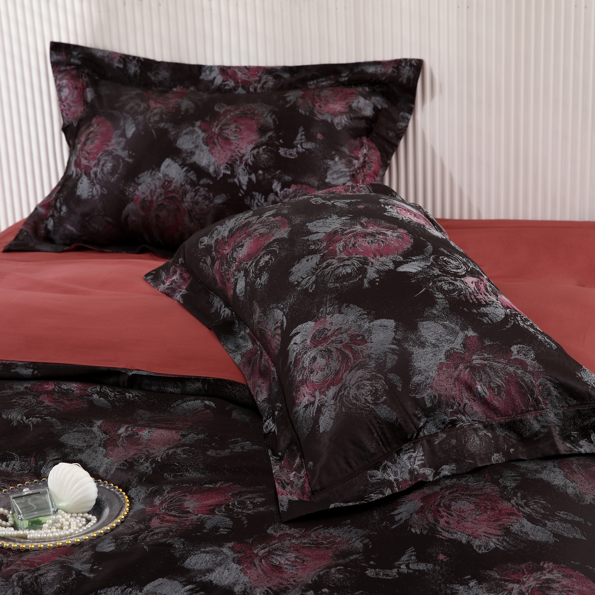 91家纺网 家纺一手货源 找家纺 （总）源舜家纺 2025新款新疆长绒棉色织大提花高精密金丝面料四件套