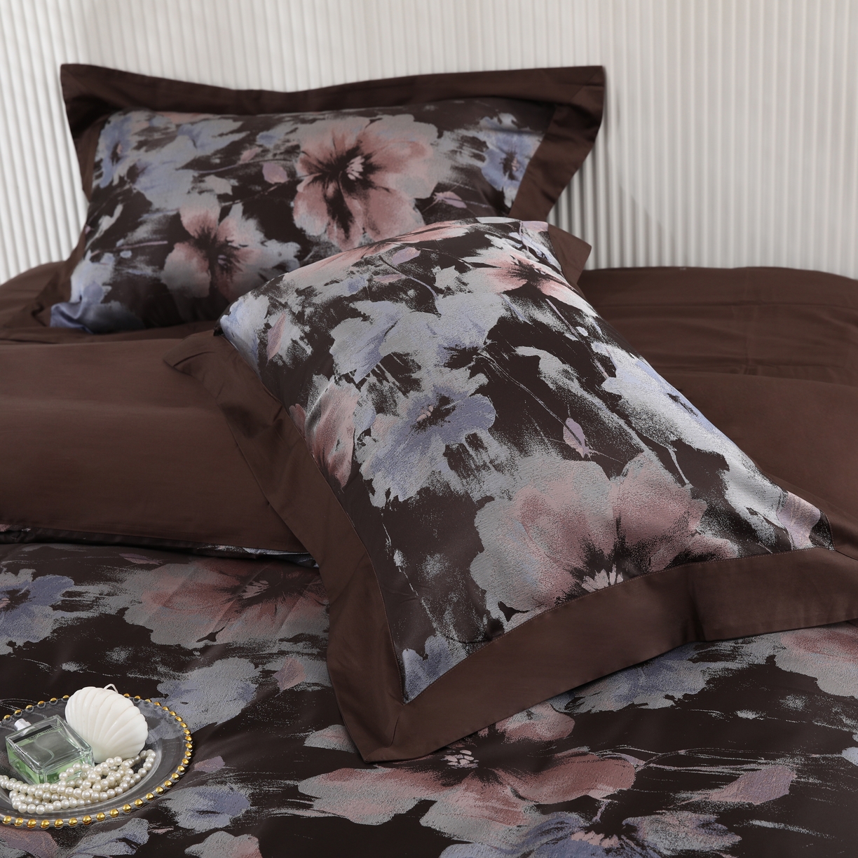 91家纺网 家纺一手货源 找家纺 源舜家纺 2025新款新疆长绒棉色织大提花高精密金丝面料四件套 椿庭怀蓝