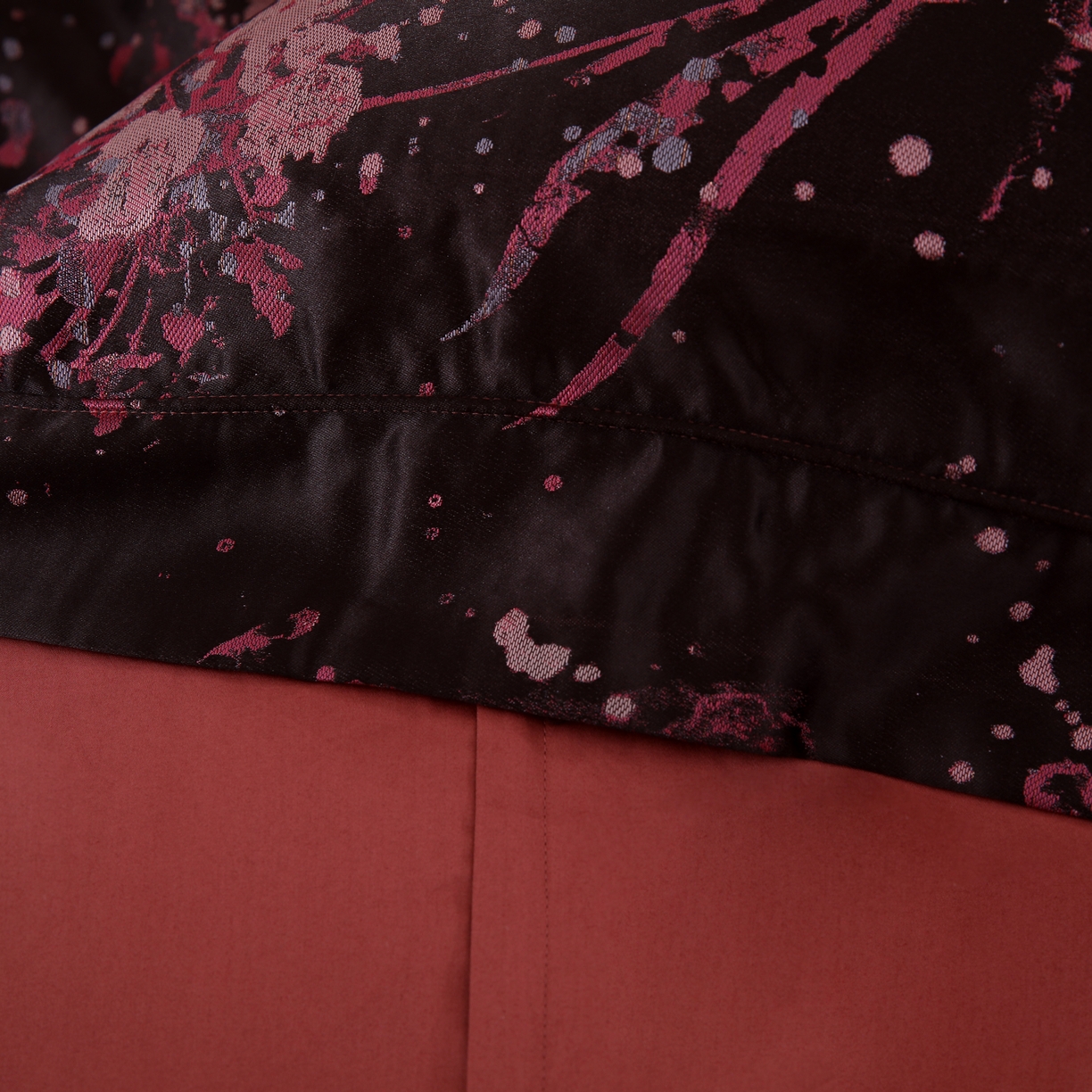 91家纺网 家纺一手货源 找家纺 源舜家纺 2025新款新疆长绒棉色织大提花高精密金丝面料四件套 曼莎粉