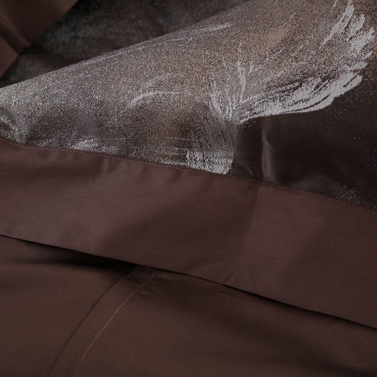 91家纺网 家纺一手货源 找家纺 源舜家纺 2025新款新疆长绒棉色织大提花高精密金丝面料四件套 漫漫星河黑咖