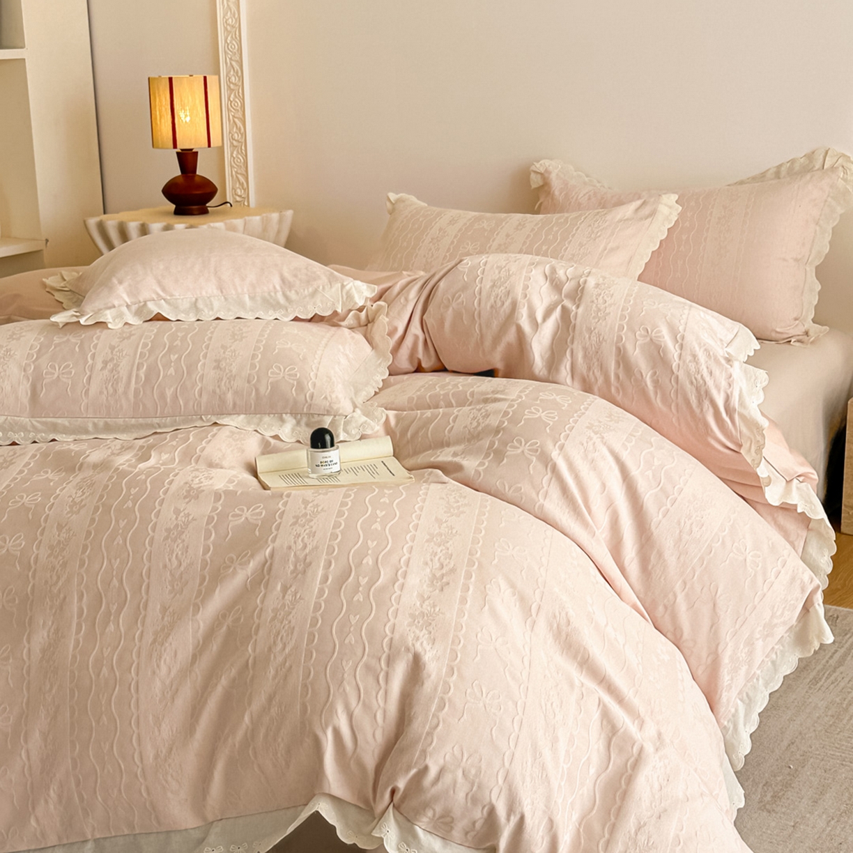 91家纺网 家纺一手货源 找家纺 禾时 2026新款长绒棉立体提花花边款四件套-星糖物语 星糖物语-淡粉