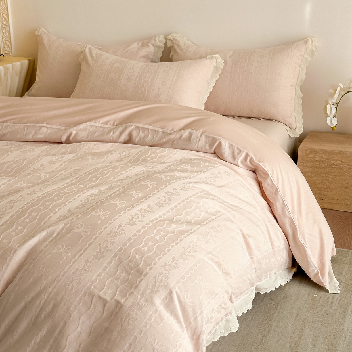 91家纺网 家纺一手货源 找家纺 禾时 2026新款长绒棉立体提花花边款四件套-星糖物语 星糖物语-淡粉