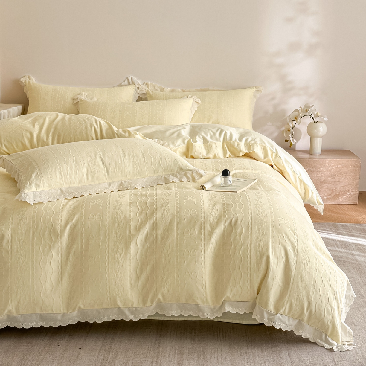 91家纺网 家纺一手货源 找家纺 禾时 2026新款长绒棉立体提花花边款四件套-星糖物语 星糖物语-浅黄