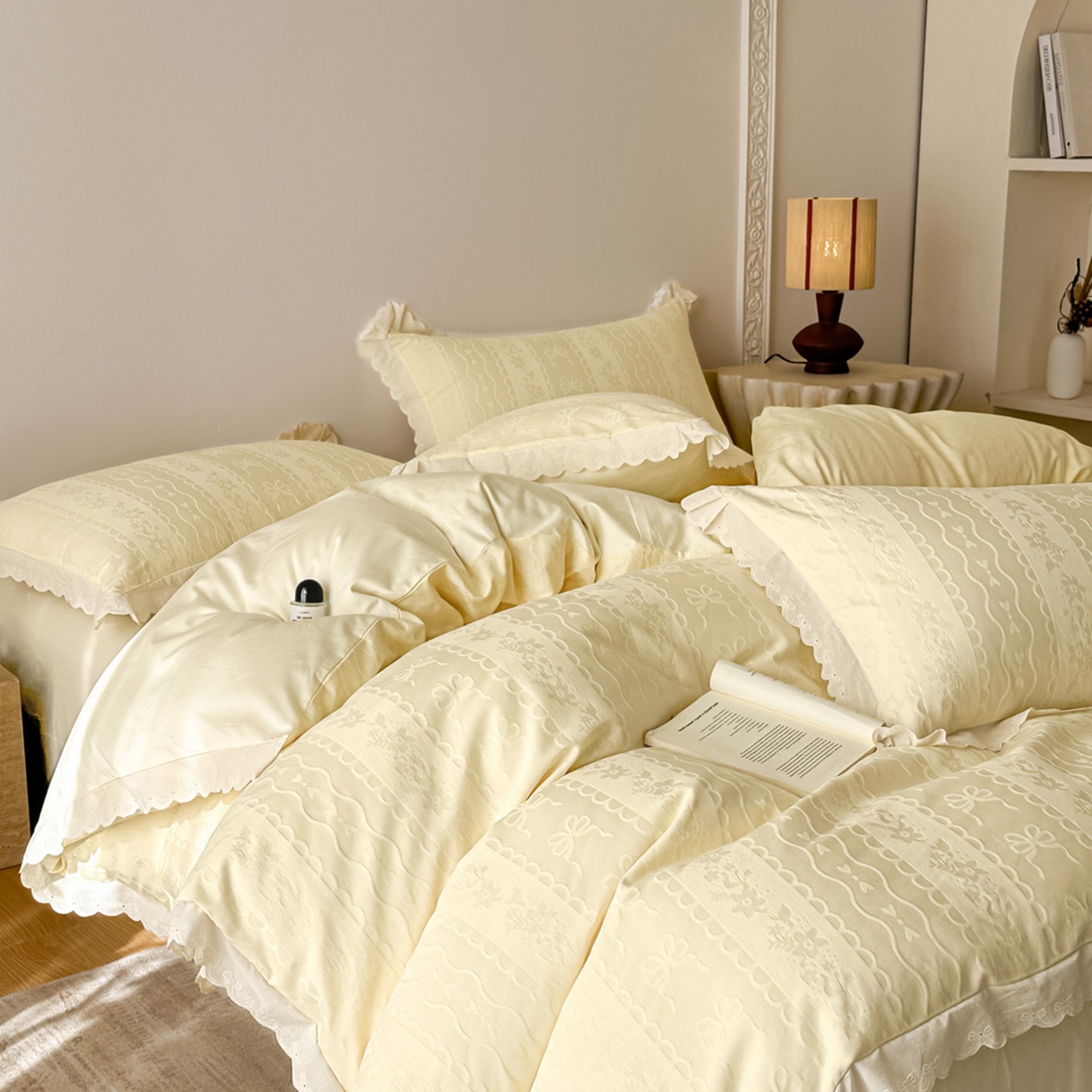 91家纺网 家纺一手货源 找家纺 禾时 2026新款长绒棉立体提花花边款四件套-星糖物语 星糖物语-浅黄