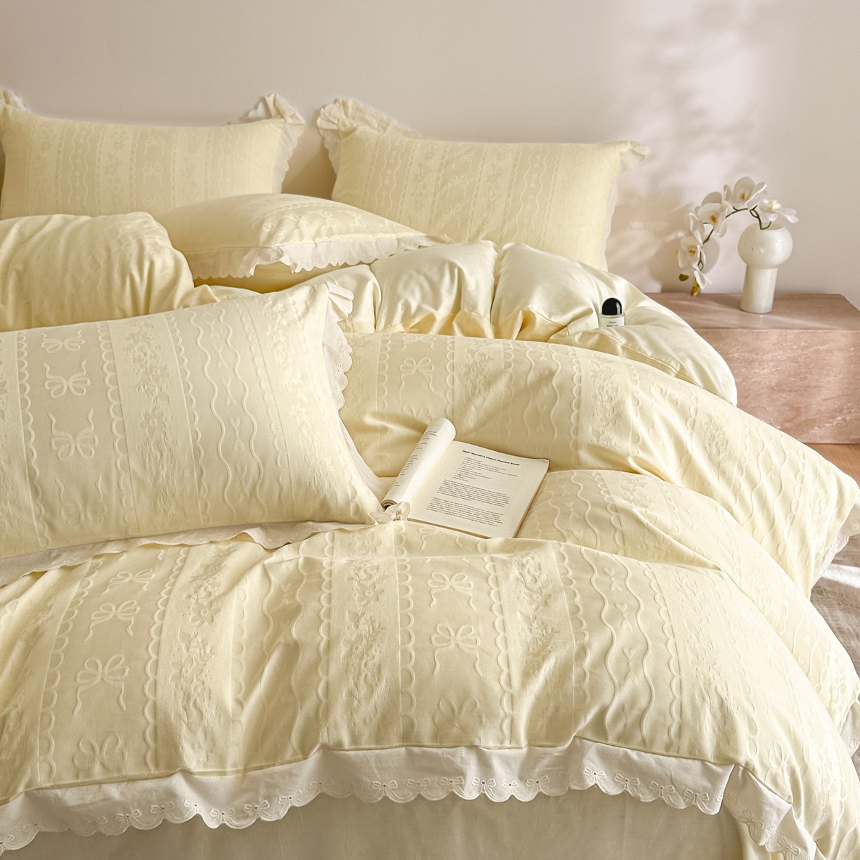 91家纺网 家纺一手货源 找家纺 禾时 2026新款长绒棉立体提花花边款四件套-星糖物语 星糖物语-浅黄