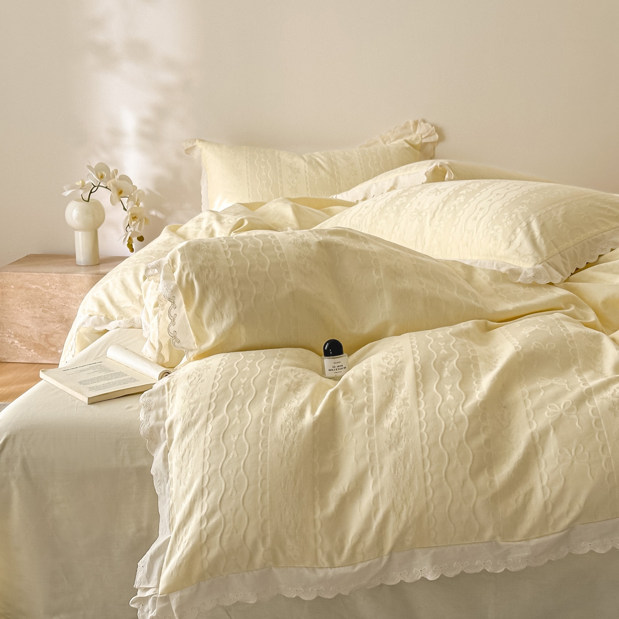 91家纺网 家纺一手货源 找家纺 禾时 2026新款长绒棉立体提花花边款四件套-星糖物语 星糖物语-浅黄