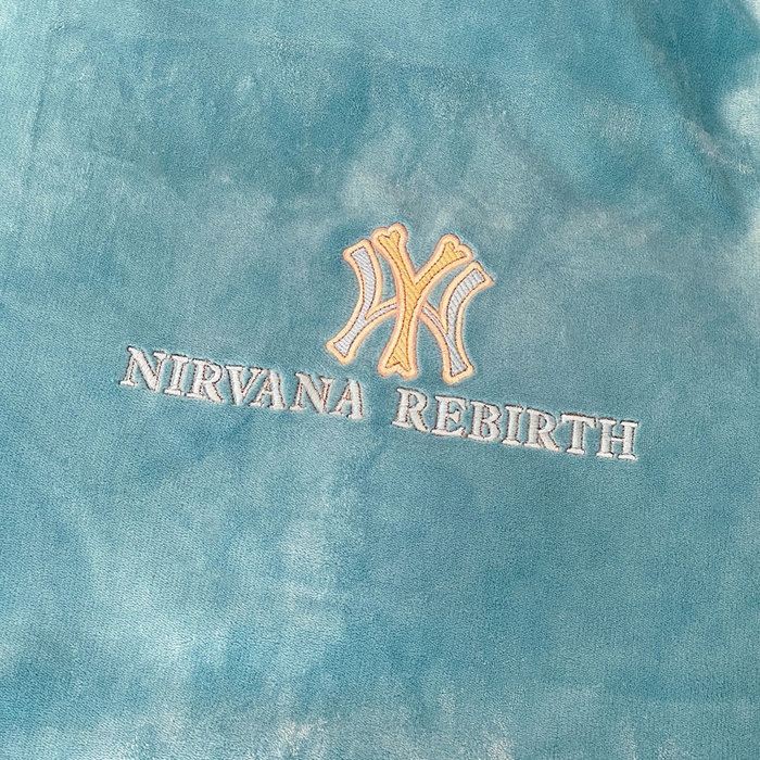 91家纺网 家纺一手货源 找家纺 星尚家纺 2025新款全消光A类230g牛奶绒四件套-维也纳 维也纳-孔雀蓝